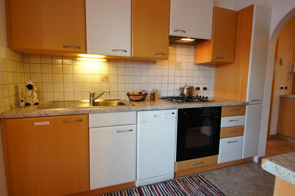Gasthof La Pli Apartments Сан-Виджилио-ди-Мареббе Экстерьер фото